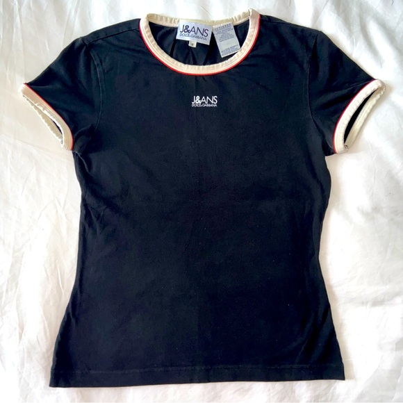 Dolce & Gabbana Tops - Dolce & Gabbana vintage tee cap sleeve round neck white red pipe collar washed